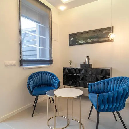 La Prémium Panzió Apartman *