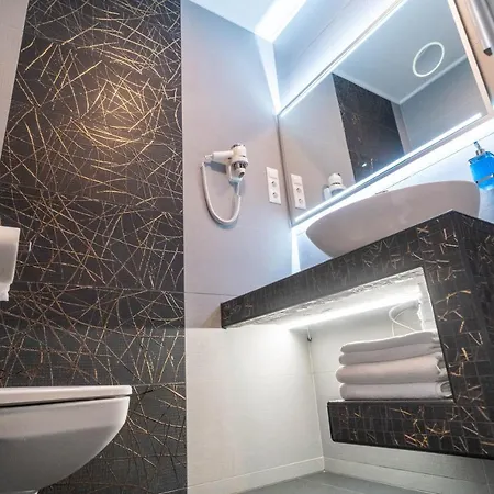 La Prémium Panzió Apartman *